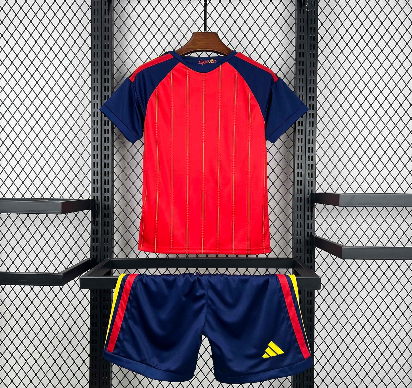 CAMISA ESPANHA I 26/27 - COPA DO MUNDO 2026 CONJUNTO INFANTIL