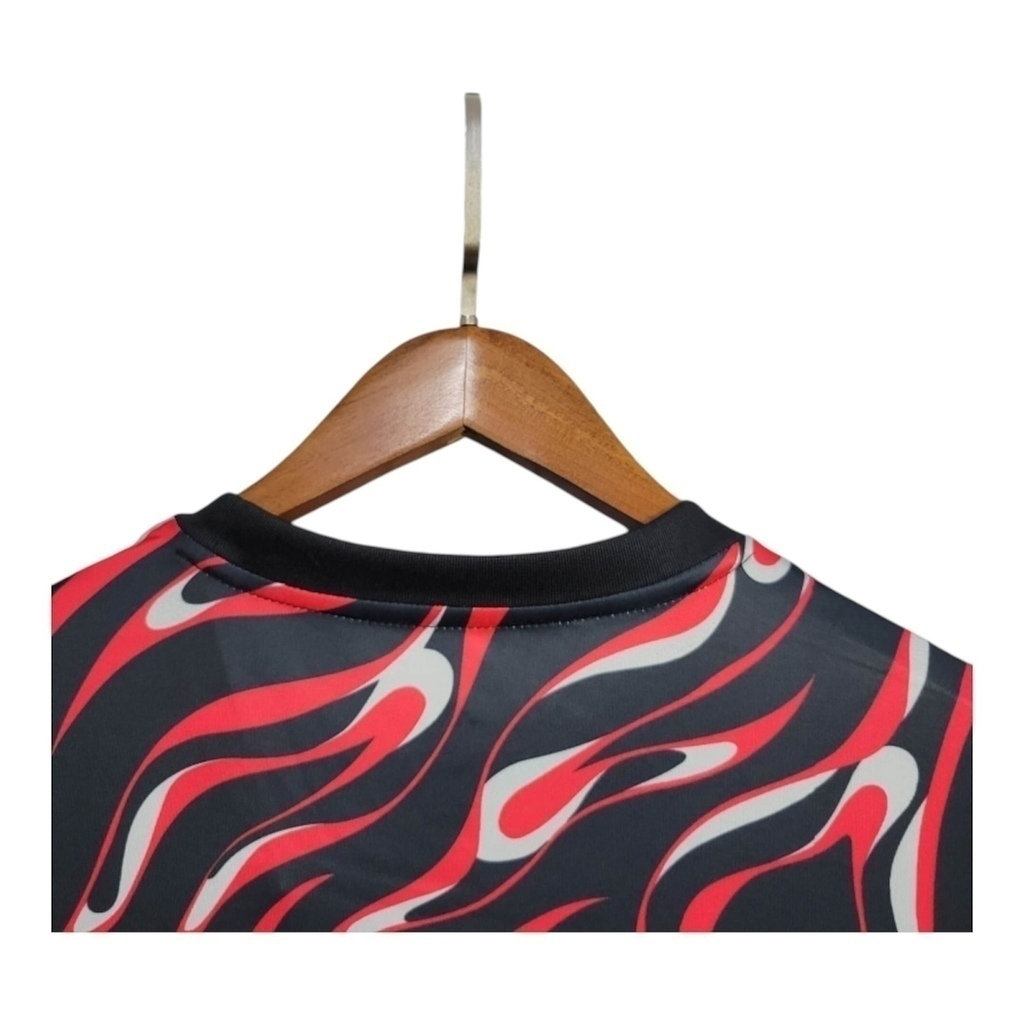 Camisa Manchester United Treino 25/26 - Torcedor Adidas Masculina - Preta com detalhes em vermelho