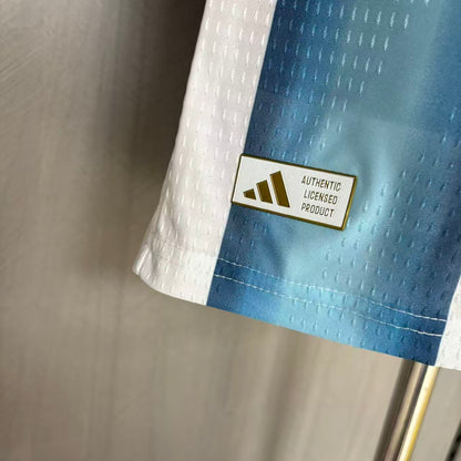 CAMISA ARGENTINA I 26/27 COPA DO MUNDO 2026 COM PATCH - MASCULINO (VERSÃO JOGADOR)