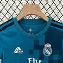 Real Madrid kit infantil 17/18