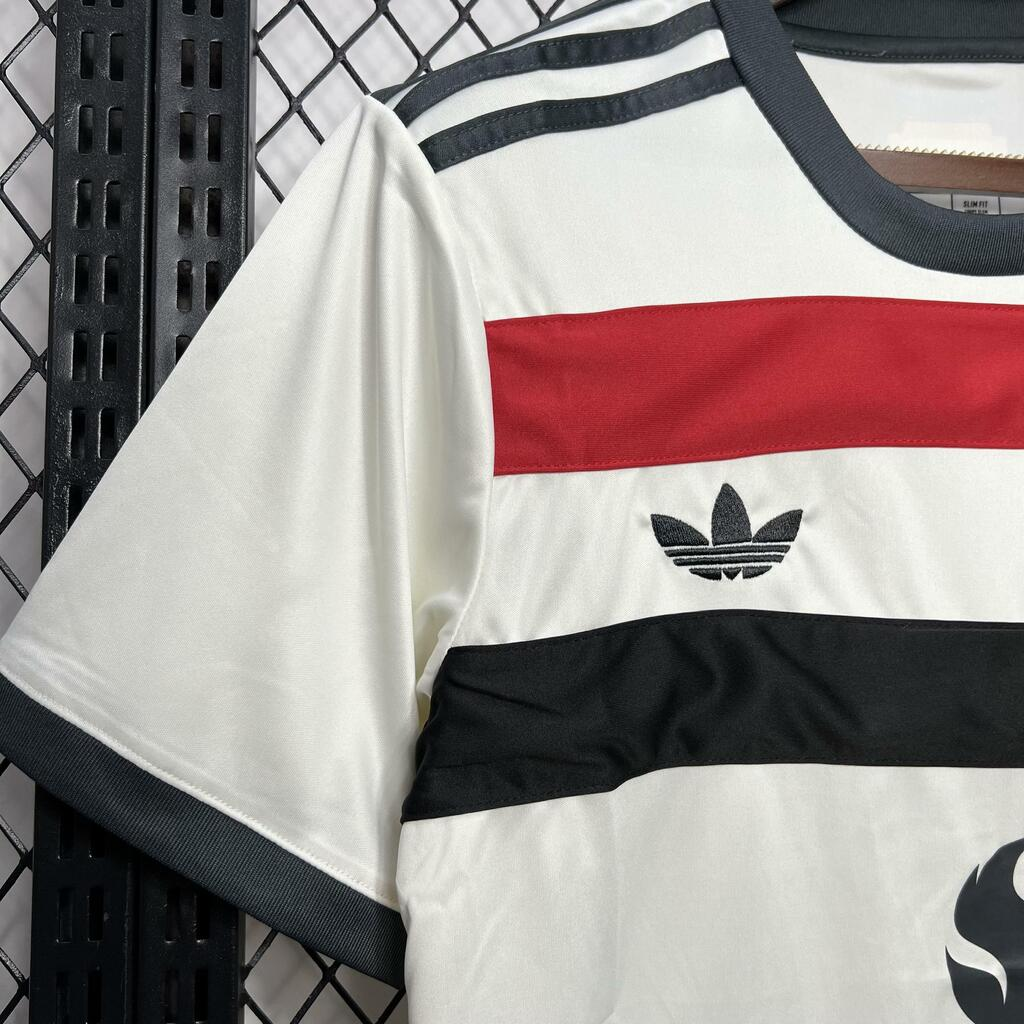 Manchester united 2024/25 away