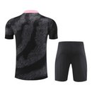 Kit Treino adulto - Camisa e Shorts - Paris Saint-Germain Nike 24/25 - Preto com detalhes em rosa e branco
