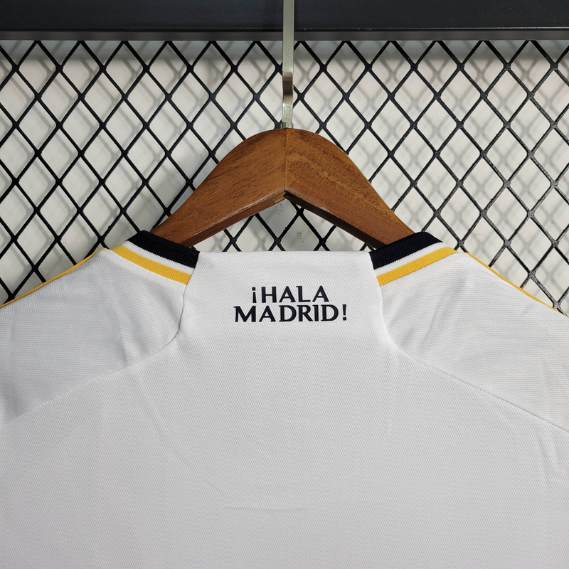 Real Madrid 2023/24 branca com e sem patch