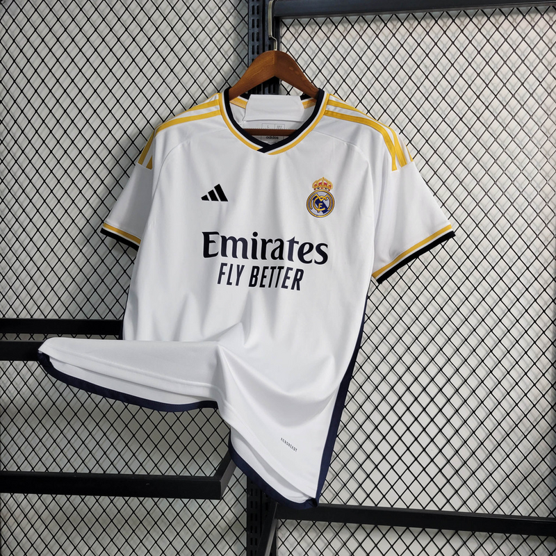 Real Madrid 2023/24 branca com e sem patch