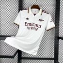 Camisa Arsenal III 25/26 - Torcedor Adidas Masculina - Branca com detalhes em vinho
