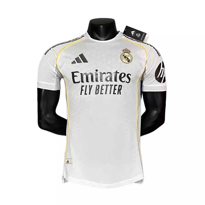 Camisa Real Madrid I 25/26 - Jogador Adidas Masculina - Branca com detalhes em amarelo