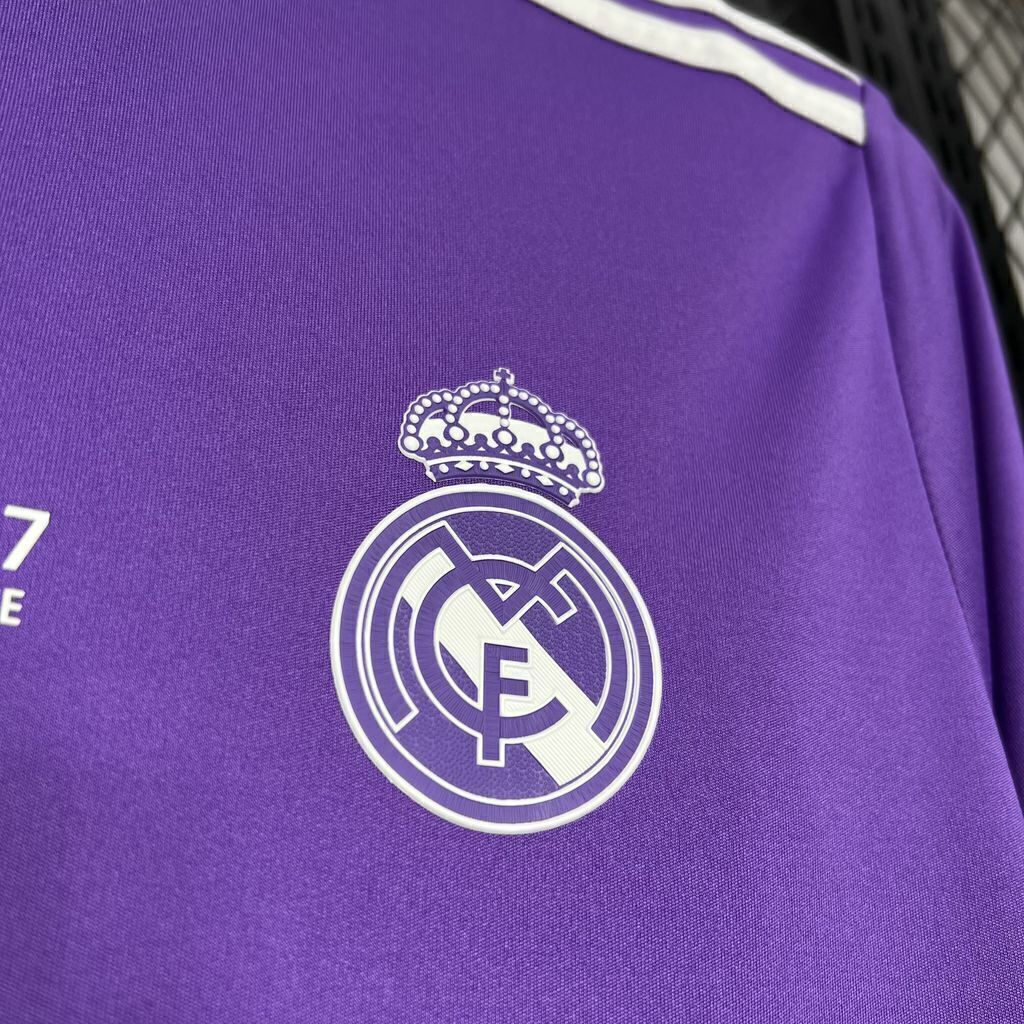 Real Madrid retrô 2016/17 roxa