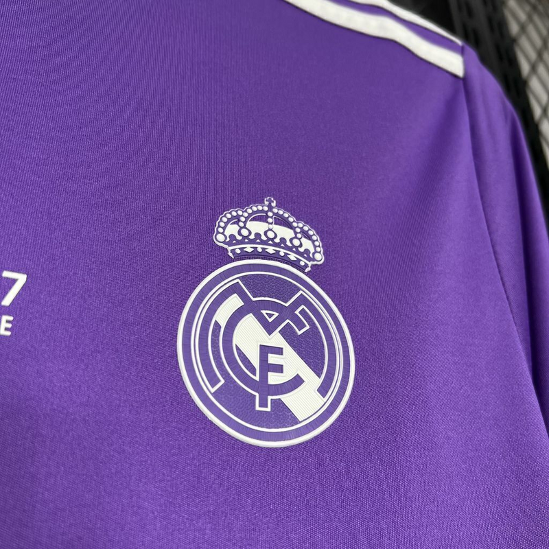 Real Madrid retrô 2016/17 roxa