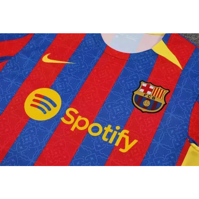 Kit Treino adulto - Camisa e Shorts - Barcelona Nike 23/24 - Azul e vermelho com detalhes em amarelo