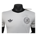 Camisa Seleção Alemanha Edição de Aniversário I 25/26 - Jogador Adidas Masculina - Branca com detalhes em preto