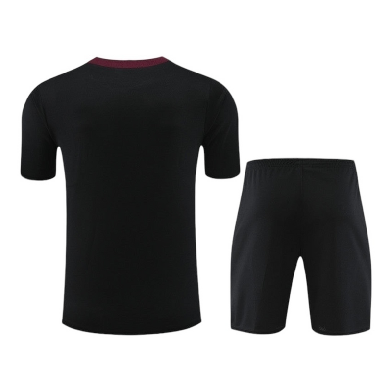 Kit Treino adulto - Camisa e Shorts - Paris Saint-Germain Nike 24/25 - Preto com detalhes em vinho