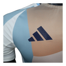 Camisa Seleção Espanha Eurocopa II 25/26 - Jogador Adidas Masculina - Branca com detalhes em rosa e azul