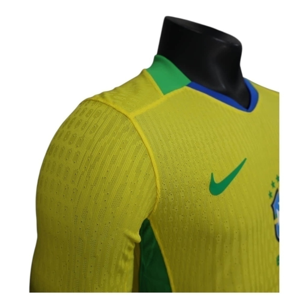 Camisa Seleção Brasileira I 25/26 manga longa - Jogador Nike Masculina - Amarela com detalhes em azul e verde