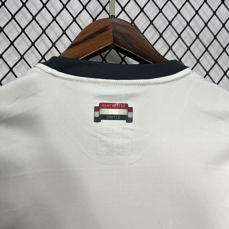 Manchester united 2024/25 away