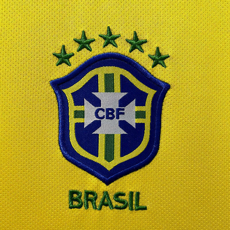 Camisa Brasil retro 04/06 amarela Pentacampeão