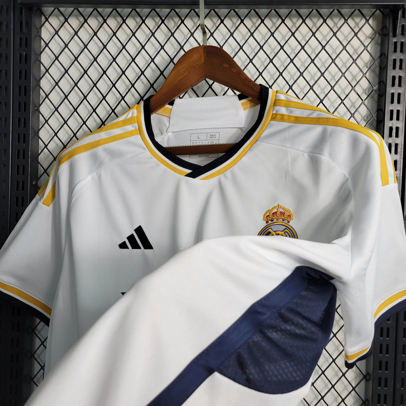 Real Madrid 2023/24 branca com e sem patch