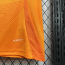 Real Madrid 2024/25 laranja