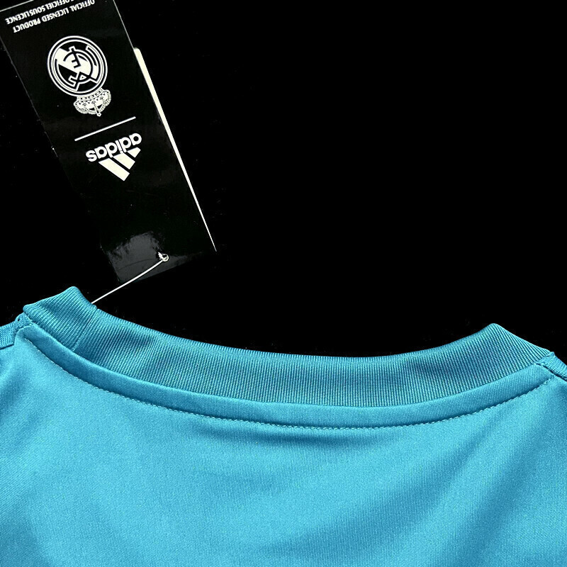 Camisa Real Madrid 2017/18 azul