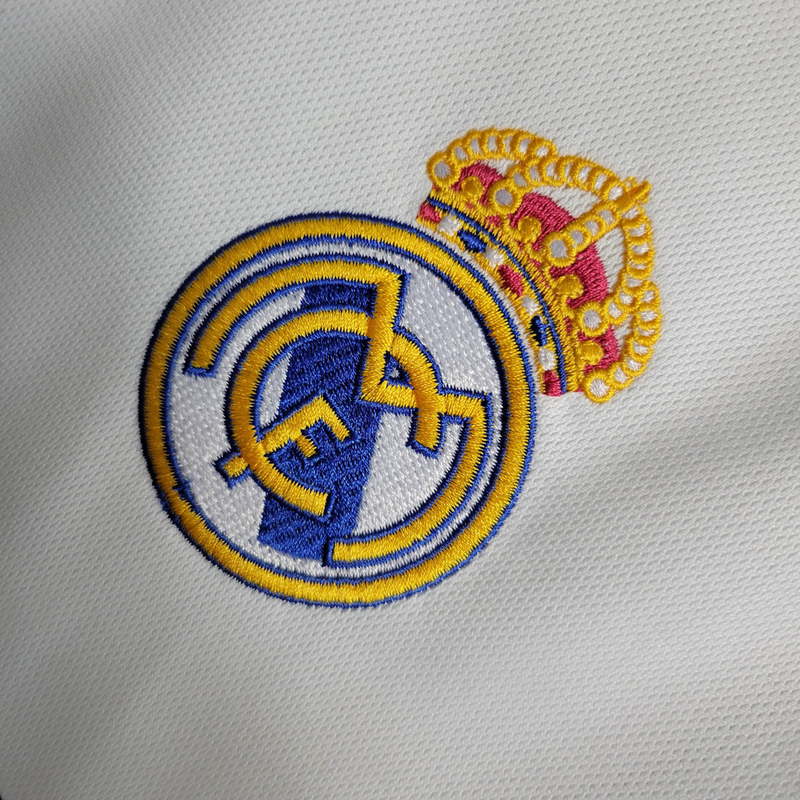 Real Madrid 2023/24 branca com e sem patch
