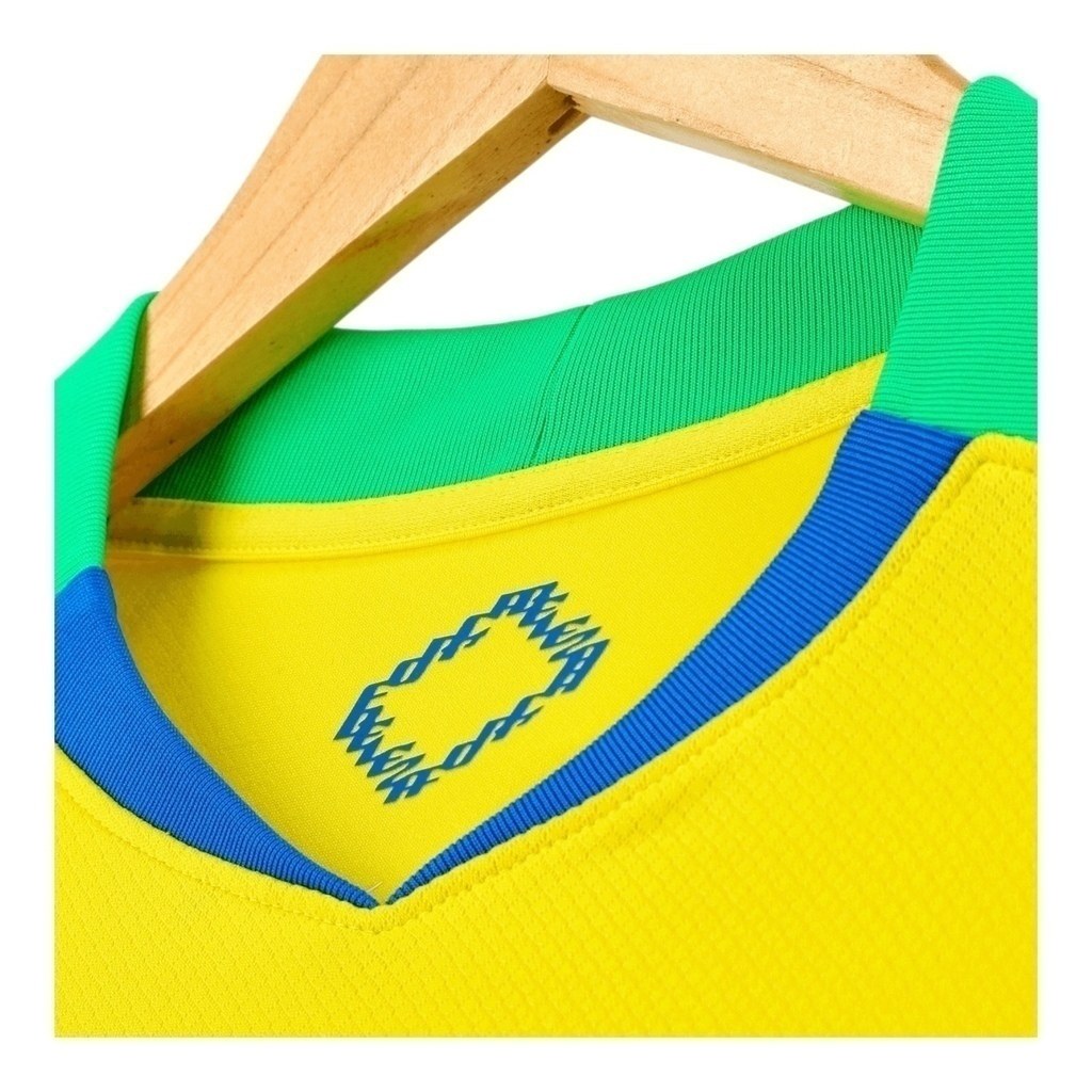 Camisa Seleção Brasileira I 25/26 - Torcedor Nike Masculina - Amarela com detalhes em verde