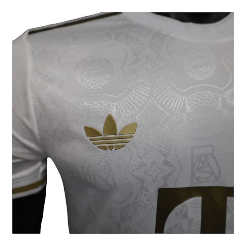 Camisa Bayern de Munique Edição especial Aniversário de 125 anos 25/26 - Jogador Adidas Masculina - Branca com detalhes em dourado