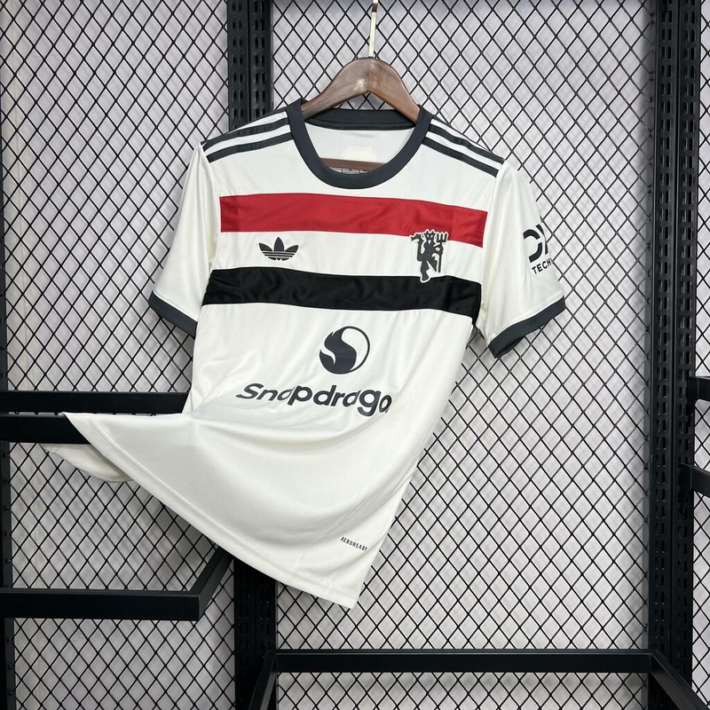 Manchester united 2024/25 away