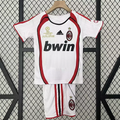 Kit Infantil Milan 2 Retrô Camisa e Short 2006 / 2007
