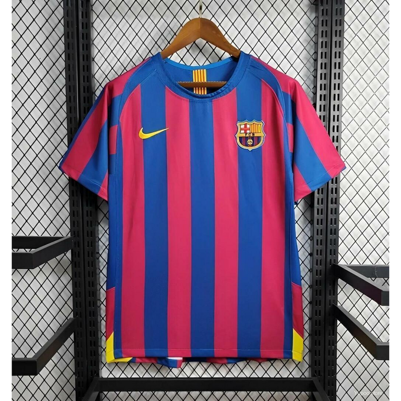 Camisa Barcelona retrô 2005/06