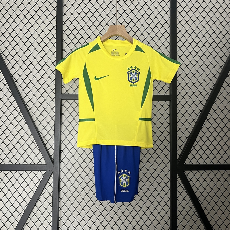 Brasil kit infantil 2002