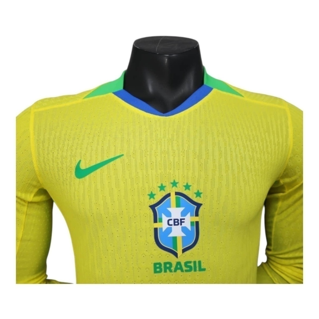 Camisa Seleção Brasileira I 25/26 manga longa - Jogador Nike Masculina - Amarela com detalhes em azul e verde