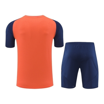 Kit Treino adulto - Camisa e Shorts - Manchester United Adidas 24/25 - Azul e laranja