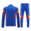 Conjunto Seleção Espanha Treino 25/26 - Masculino Nike - Azul com detalhes em vermelho e amarelo