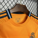Real Madrid 2024/25 laranja