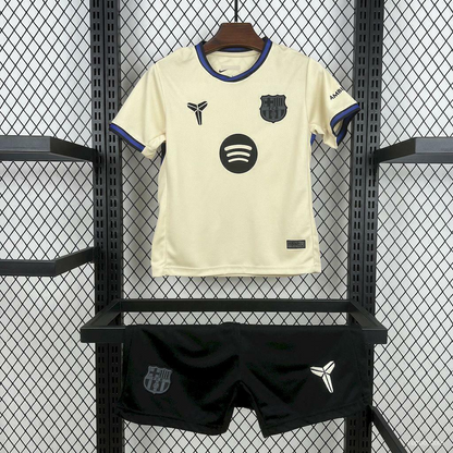 Barcelona kit infantil 2025/26 Kobe
