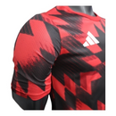 Camisa Manchester United Treino 25/26 - Jogador Adidas Masculina - Vermelha com detalhes em preto