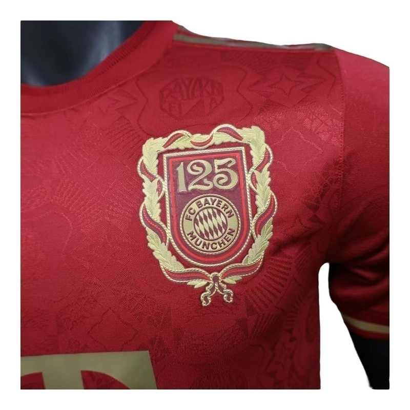 Camisa Bayern de Munique Edição especial Aniversário de 125 anos 25/26 - Jogador Adidas Masculina - Vinho com detalhes em dourado